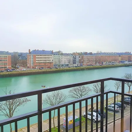 Quai George V Parking Prive Proche Casino * لو هافر